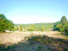 Terrain constructible 1215 m² CHATEAU-L'EVEQUE (24)