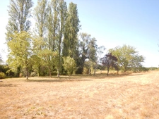Terrain de loisir de 3 060 m² sur la commune de Cubjac-Auvezère-Val d'Ans (24)