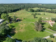 Terrain à bâtir situé au coeur du GOLF de la Marterie en Dordogne (24).