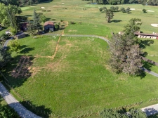 Terrain à bâtir situé au coeur du GOLF de la Marterie en Dordogne (24).