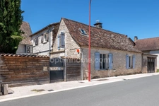Maison en pierre 6 pièces sur la commune de MAYAC (24).