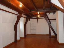 Immeuble à vendre à PERIGUEUX (24).