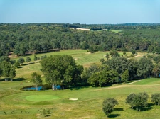 Terrain à bâtir situé au coeur du GOLF de la Marterie en Dordogne (24).