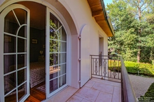 Une maison de Maître contemporaine à Candresse avec dépendances et son jardin de 2500m2 arboré