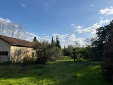 Terrain de 2500m2 constructible centre bourg