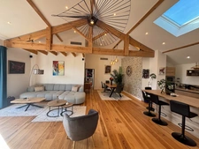 Maison à vendre 4 pièces DAX (40) avec jardin , terrasses et cuisine d'été.