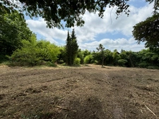 Terrain de 2500m2 constructible centre bourg