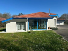 Maison à vendre 5 pièces LABATUT (40) contemporaine avec studio indépendant et double garage sur terrain arboré de plus de 6500m2