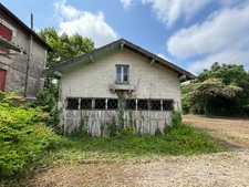 Terrain de 2500m2 constructible centre bourg
