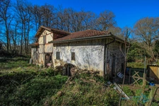 Moulin 7 pièces avec chênaie d'environ 6 hectares