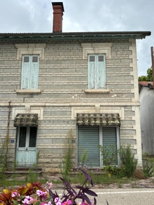 Maison à vendre 4 pièces RION DES LANDES (40)