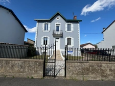 Immeuble à vendre DAX (40) et maison avec en sus deux appartements