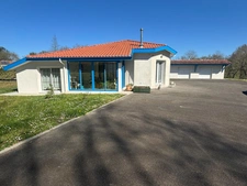Maison à vendre 5 pièces LABATUT (40) contemporaine avec studio indépendant et double garage sur terrain arboré de plus de 6500m2