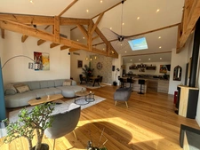 Maison à vendre 4 pièces DAX (40) avec jardin , terrasses et cuisine d'été.