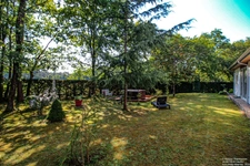 Une maison de Maître contemporaine à Candresse avec dépendances et son jardin de 2500m2 arboré