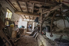 Moulin 7 pièces avec chênaie d'environ 6 hectares