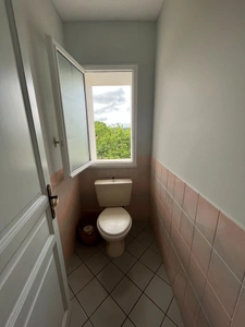 Maison de caractère entièrement rénovée avec plusieurs dépendances 