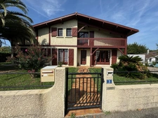 Maison à vendre 7 pièces SEYRESSE (40)