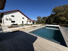 Propriété à vendre 14 pièces Saint jean de Marsacq (40) avec salle de bal de plus de 100m2 sur terrain de plus de 4 hectares