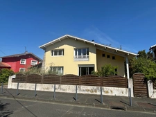 Villa d'architecte de Jean Prunetti avec terrasses , jardin et carport