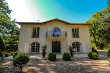 Une maison de Maître contemporaine à Candresse avec dépendances et son jardin de 2500m2 arboré
