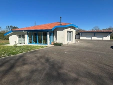 Maison à vendre 5 pièces LABATUT (40) contemporaine avec studio indépendant et double garage sur terrain arboré de plus de 6500m2