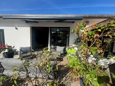 Maison à vendre 4 pièces DAX (40) avec jardin , terrasses et cuisine d'été.