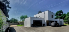Une villa de style moderniste à Narrosse