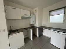 Appartement à vendre 2 pièces BOUCAU (64) et place de parking sous-terrain