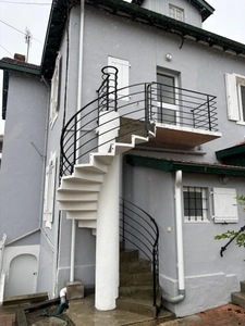 Immeuble à vendre DAX (40) et maison avec en sus deux appartements