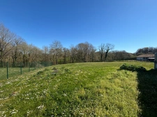 Maison à vendre 5 pièces LABATUT (40) contemporaine avec studio indépendant et double garage sur terrain arboré de plus de 6500m2