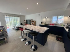Maison à vendre 5 pièces LABATUT (40) contemporaine avec studio indépendant et double garage sur terrain arboré de plus de 6500m2