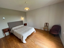 Maison de caractère entièrement rénovée avec plusieurs dépendances 