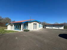 Maison à vendre 5 pièces LABATUT (40) contemporaine avec studio indépendant et double garage sur terrain arboré de plus de 6500m2