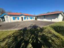 Maison à vendre 5 pièces LABATUT (40) contemporaine avec studio indépendant et double garage sur terrain arboré de plus de 6500m2