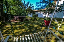 Une maison de Maître contemporaine à Candresse avec dépendances et son jardin de 2500m2 arboré