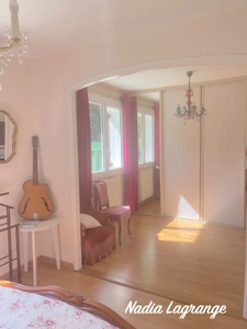MaISON DE PLAIN PIED DANS UN ENDROIT CALME 