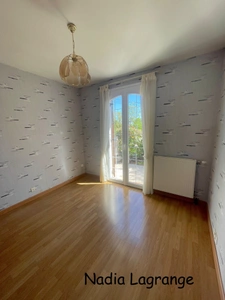 MaISON DE PLAIN PIED DANS UN ENDROIT CALME 