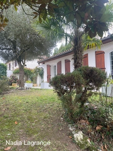 MaISON DE PLAIN PIED DANS UN ENDROIT CALME 