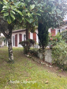 MaISON DE PLAIN PIED DANS UN ENDROIT CALME 