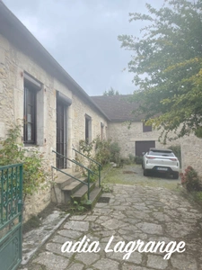 ENSEMBLE IMMOBILIER EN PIERRE EN L AVEC DÉPENDANCES