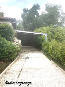 MaISON DE PLAIN PIED DANS UN ENDROIT CALME 