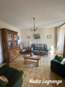 ENSEMBLE IMMOBILIER EN PIERRE EN L AVEC DÉPENDANCES