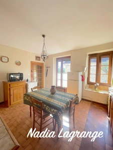 ENSEMBLE IMMOBILIER EN PIERRE EN L AVEC DÉPENDANCES