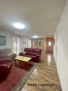 MaISON DE PLAIN PIED DANS UN ENDROIT CALME 