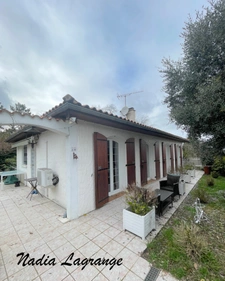 MaISON DE PLAIN PIED DANS UN ENDROIT CALME 