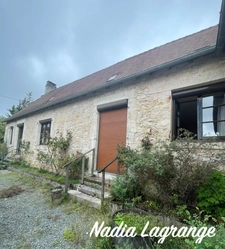 ENSEMBLE IMMOBILIER EN PIERRE EN L AVEC DÉPENDANCES