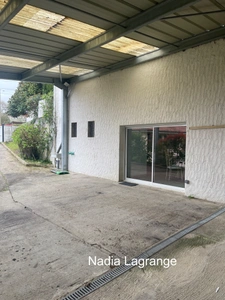 MaISON DE PLAIN PIED DANS UN ENDROIT CALME 