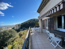 Maison à vendre 7 pièces SAINT LAURENT DU VAR (06)
