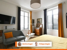 Appartement de 103m2, 2 chambres, quartier thermal de VICHY dans un immeuble remarquable.
